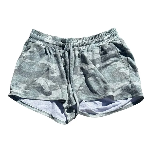 a:glow Maternity Camo Short Sleeve Hoodie and Shorts Set - Image 5