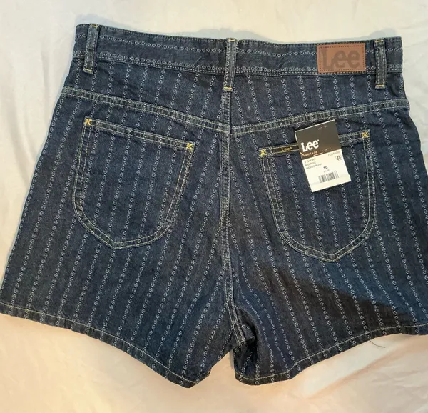 NWT Lee Shorts Mid Rise Indigo Rush Size 10 Striped Denim Shorts - Image 2