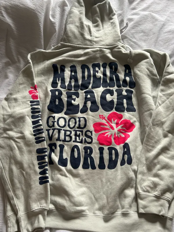 Pacific & Co Sweatshirt - Image 4
