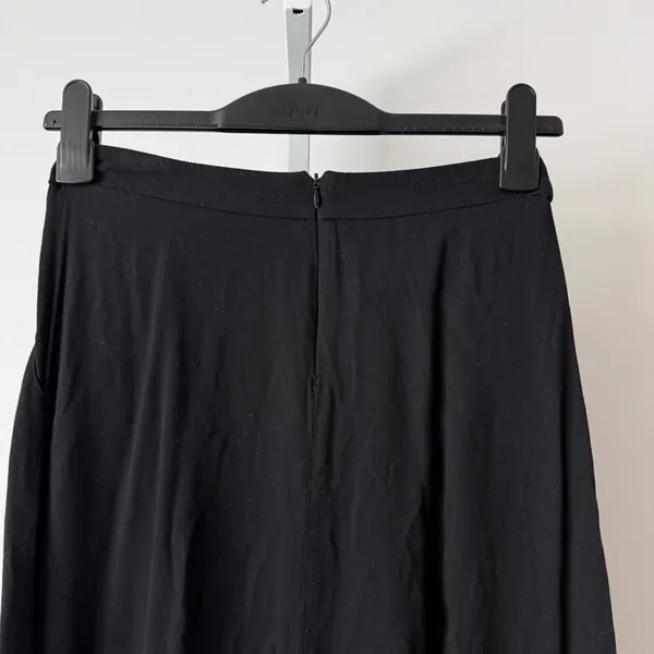 Y2K Love21 XS Black‎ Maxi Skirt Pleated Minimalist Casual Whimsigoth Witchy Boho - Image 9