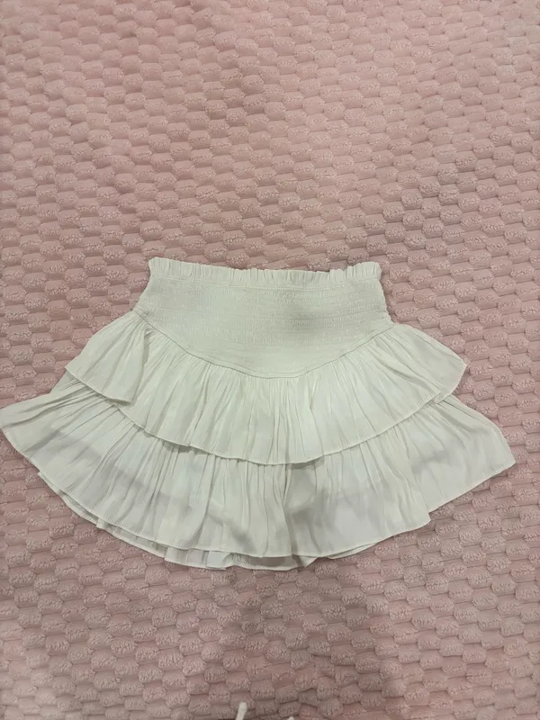 White skirt - Image 4