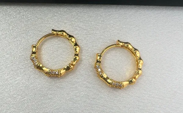 17mm Small Hoop Earrings for Women - Image 4