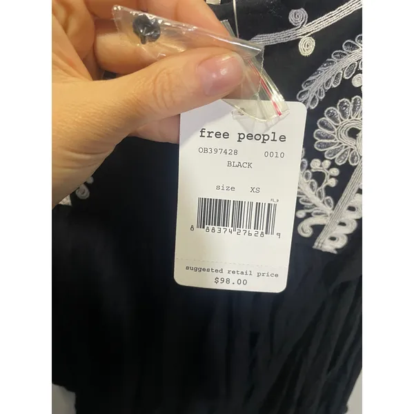 Free People Embroidered Top Womens XS Black‎ Boho Floral Cap Sleeve Blouse NEW - Image 7