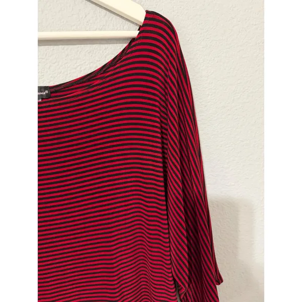 Made in Heaven Top L Red Black Striped Scoop Neck 3/4 Dolman‎ Sleeve Oversized - Image 7