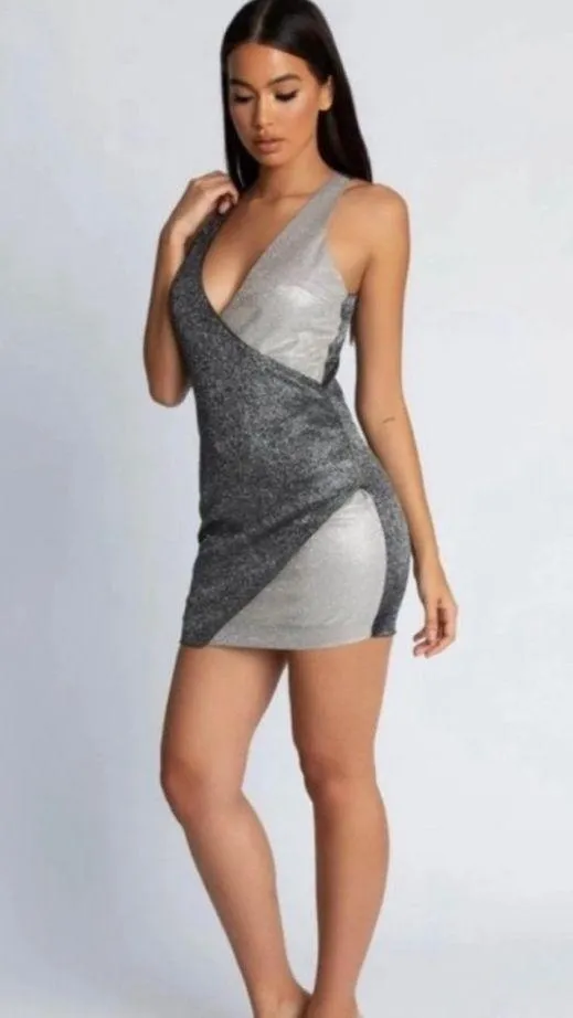 MESHKI NEW Two-Tone Glitter Wrap Dress Black Shimmer Size Medium - Image 4