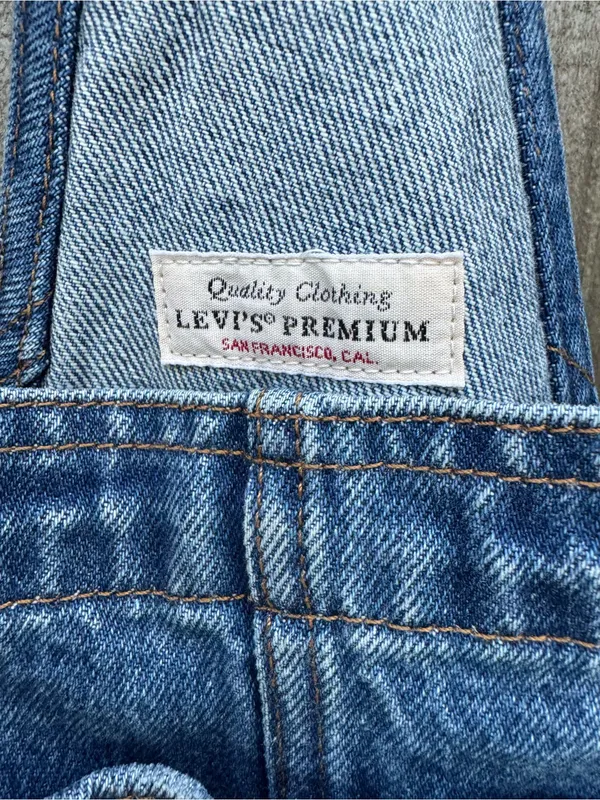 Levi’s Vintage Shortails - Image 11