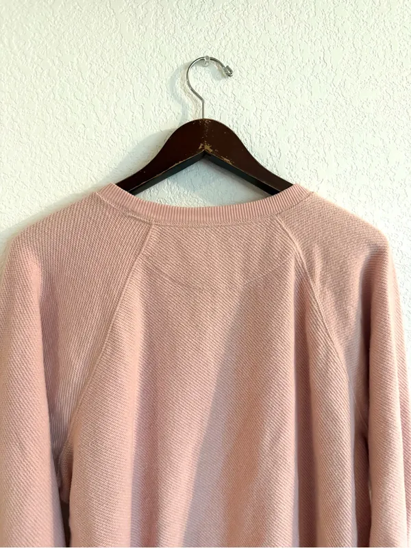 NWT AERIE Womens Top Pink Raglan Diagnal Weave Long Sleeve Pull Over Size Medium - Image 4