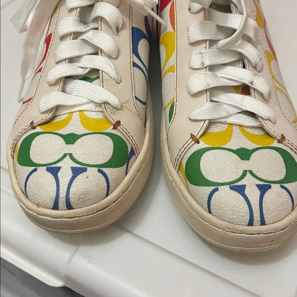Coach Clip Low Top Sneaker In Rainbow Signature Canvas 6.5 - Image 7