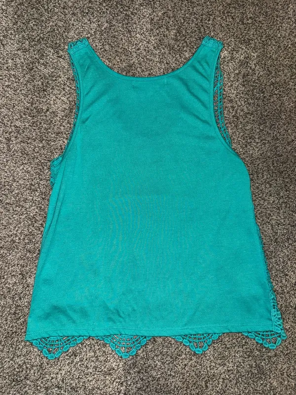 Almost Famous Teal Crochet Overlay Sleeveless Tank Top - Image 2