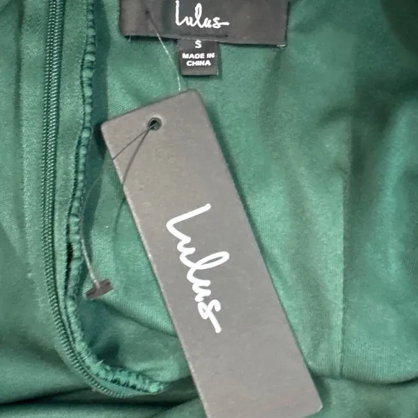 Lulus Got The Love Emerald Green Satin‎ Square Neck Mini Dress Size Small NEW - Image 4