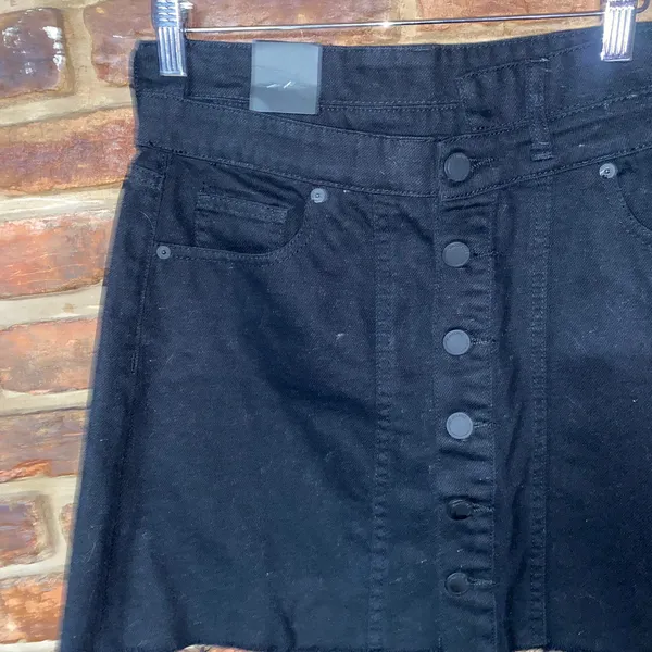NWT BLANKNYC Black Wash Denim Night Stroll Jean Mini Skirt Women's Size 28 - Image 3