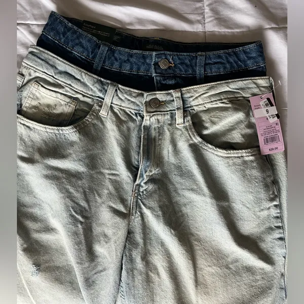 Target High Rise Blue and White Jeans - Image 4