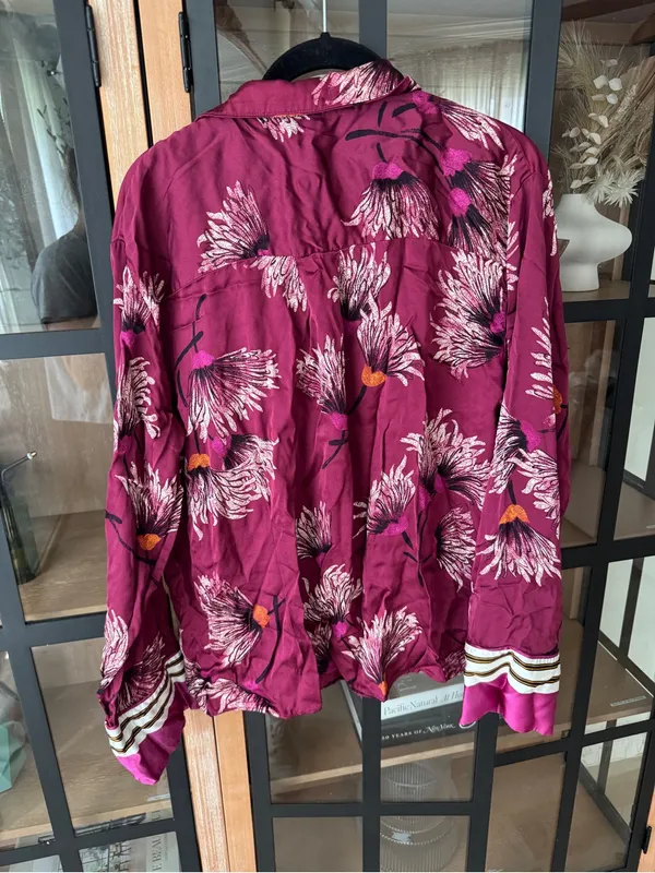 Anthropologie pajamas shirt Oversized Button down satin mulberry long sleeve top - Image 4
