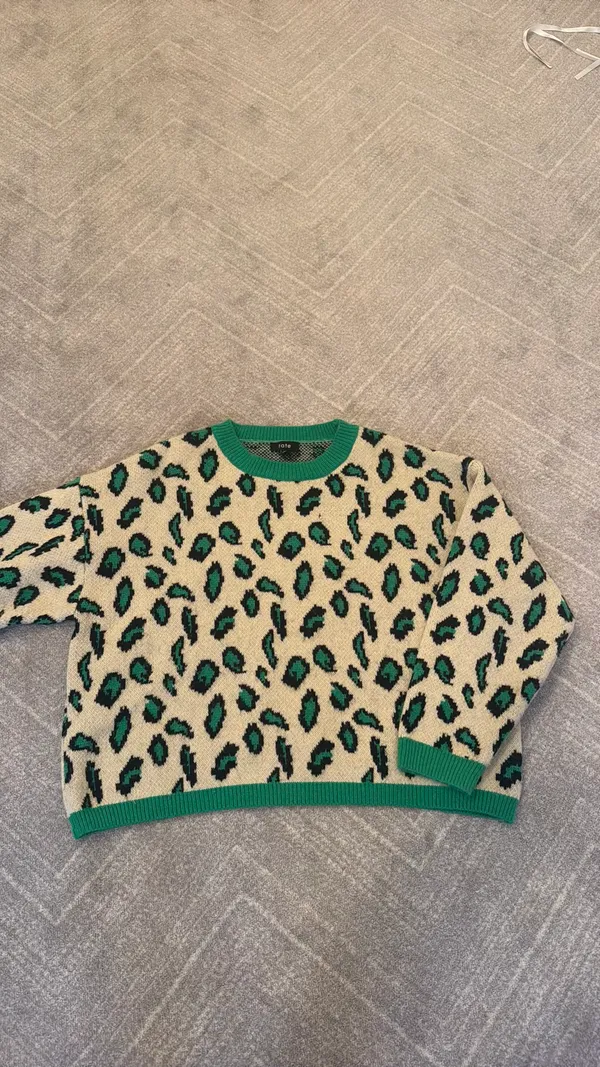 FATE sweater - Image 2