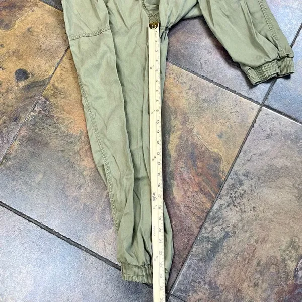 A New Day Army Green Cargo Pull-on Jogger Pants Small - Image 4