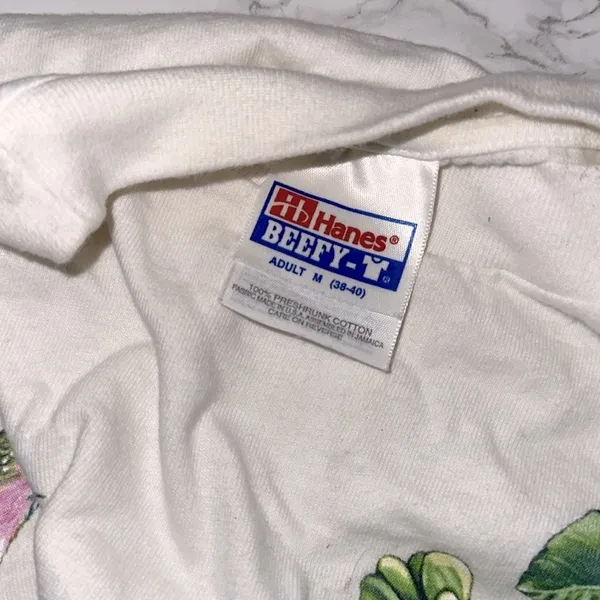 Hanes Wild Adventures Blue and Red Bird Print Shirt size medium Valdosta Georgia - Image 5