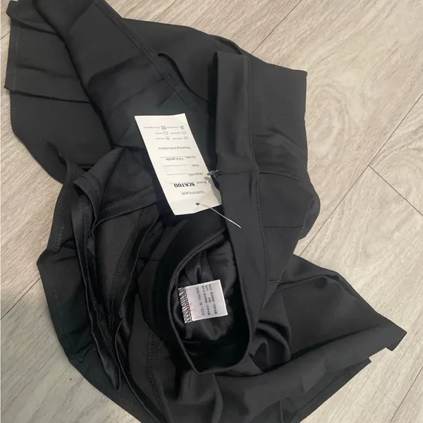 Elegant Black Pleated Skort - Image 2