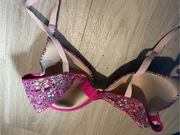 Pink Floral Bra with Adjustable Straps Size undefined - Image 2
