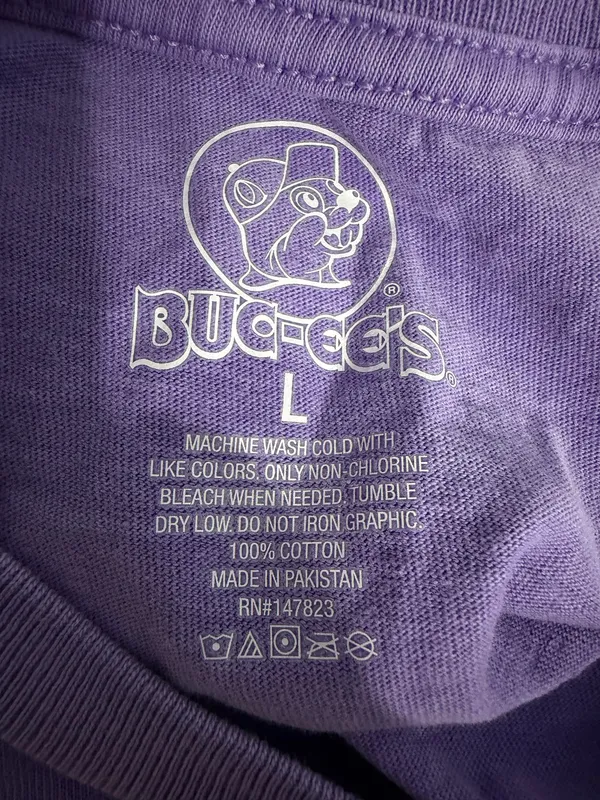 Buc-ee’s Easter Graphic T Shirt - Image 4