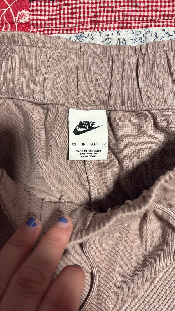 Nike Sweatpants - Image 2