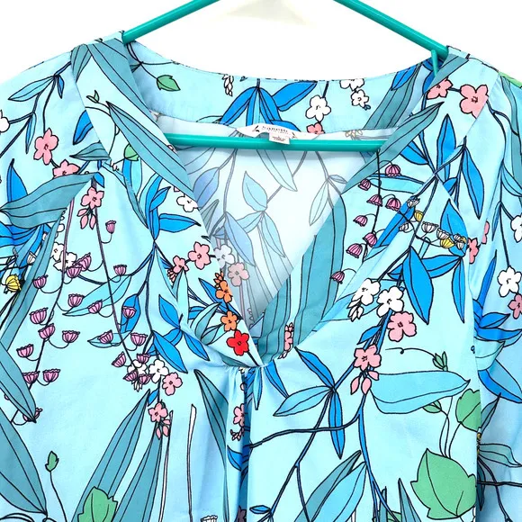 Nanette Nanette Lepore size small blouse pullover light blue‎ floral - Image 5