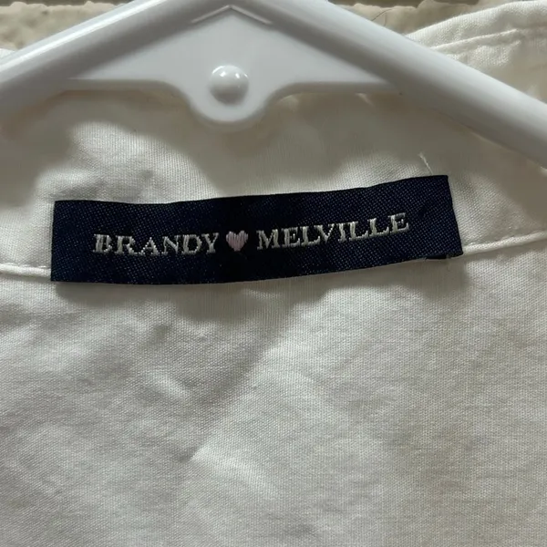 Brandy Melville White Button Down Blouse one size - Image 5