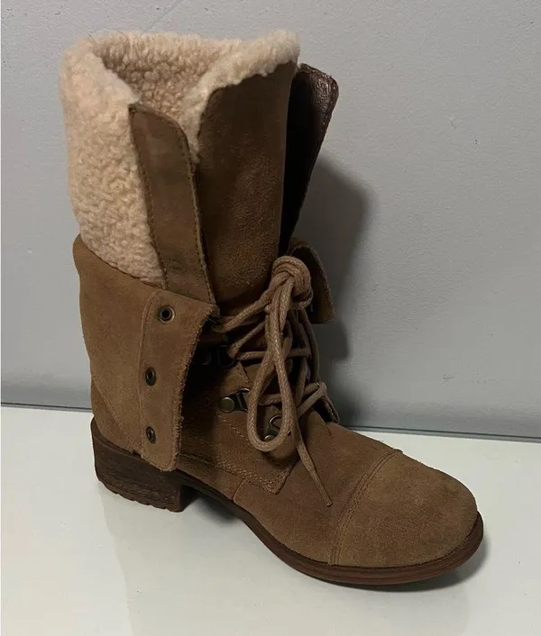 UGG Tan Winter Rain Boots with Fuzzy Lining - Image 3