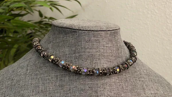 Y2K RARE Silver tone iridescent beaded glass resin gemstone choker necklace #fairy #grunge #subversive #whimsygoth #gothic festival jewel - Image 4