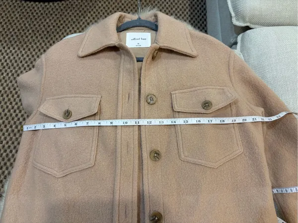 Aritzia Wilfred Cream Tan Teddy Shacket Jacket size XS (oversized) 100% Wool - Image 9
