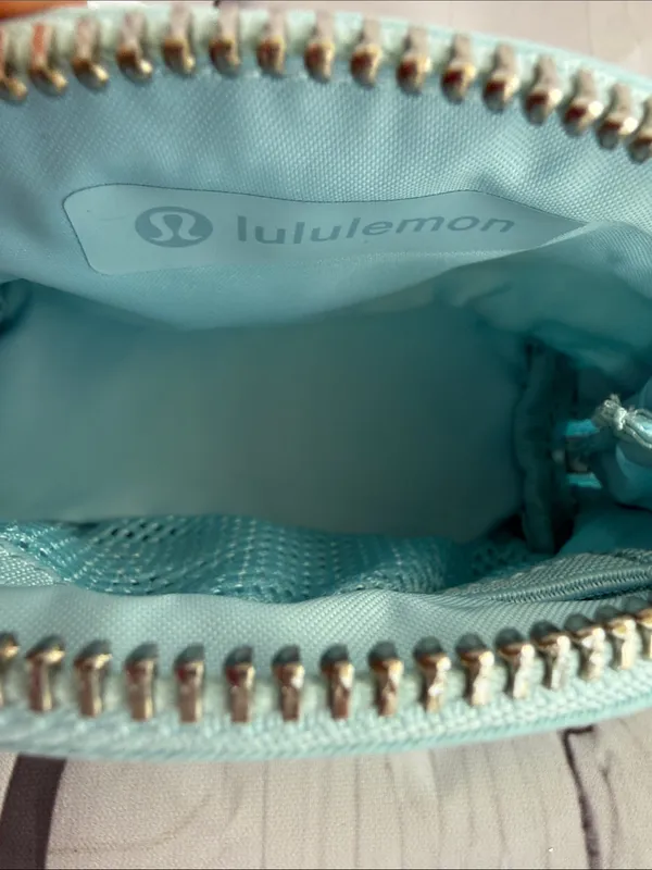 lululemon athletica Dual Pouch Wristlet Wallet in Foam - Image 7