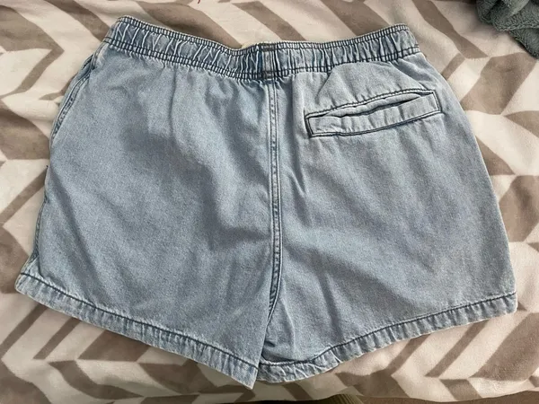 ZARA Shorts Denim - Image 4