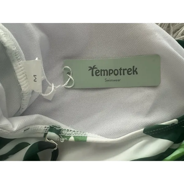 Tempotrek Swimsuit Womens Medium One Piece Ruffle Front White/Green Palms NEW - Image 5