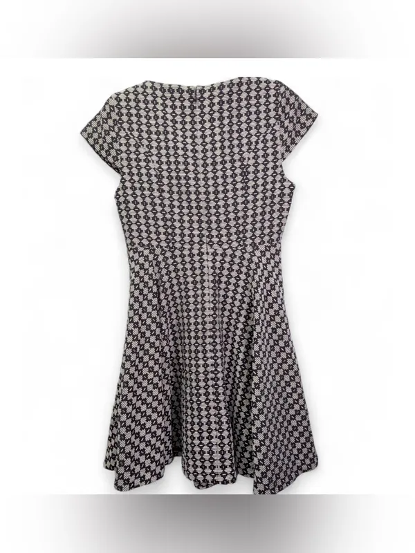 Anthropologie Maeve Women’s Jacquard Geometric Fit and Flare Short Size 6 - Image 15