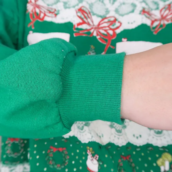 Vintage 80s Puffy Print Green Christmas Sweatshirt - Image 6