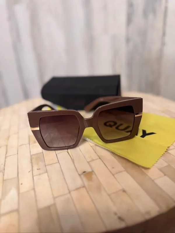 Quay Australia Notorious Oversized Square Sunglasses Chocolate Brown Gold - Image 5
