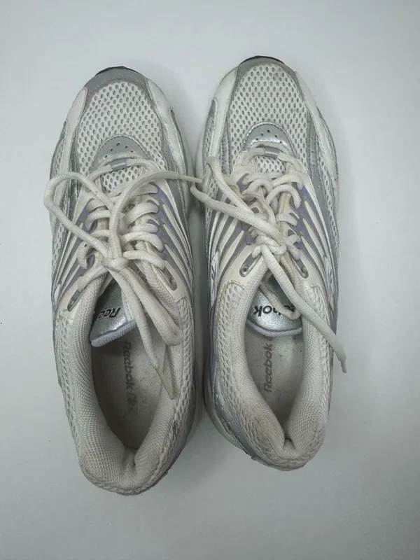 Reebok DMX Shear Sneakers Size 8  - Image 3