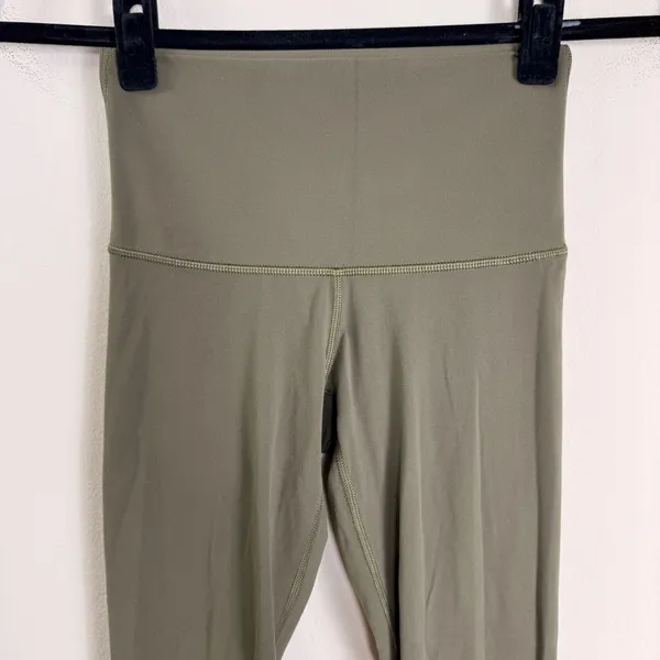 Aritzia TnaAction High Rise Leggings Olive Green‎ XS Full Length Activewear - Image 3