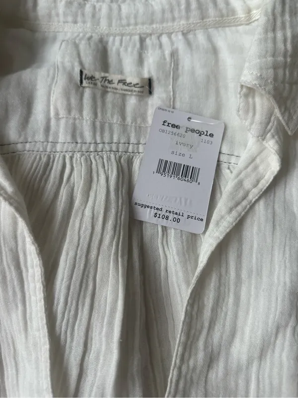 NWT FREE PEOPLE Cozy Dreams
Pullover Top - Image 6