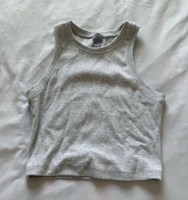 Gray Tillys Top - Image 3