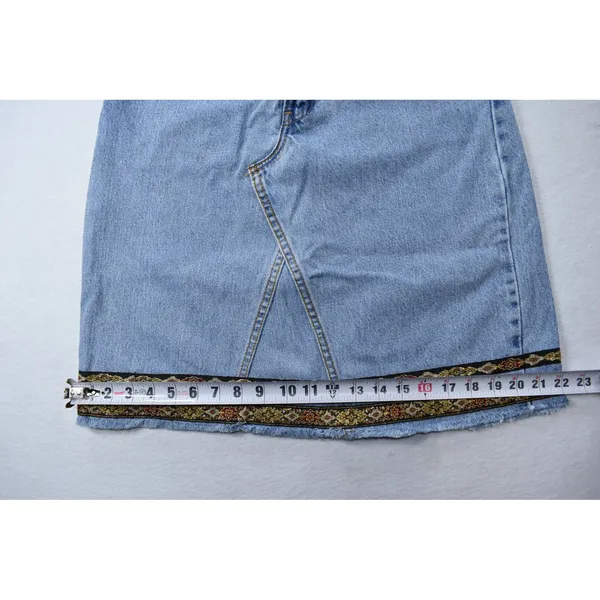 Vintage Levis 555 Denim Skirt Light Wash Embroidered Ribbon Trim Made in USA 25 - Image 5
