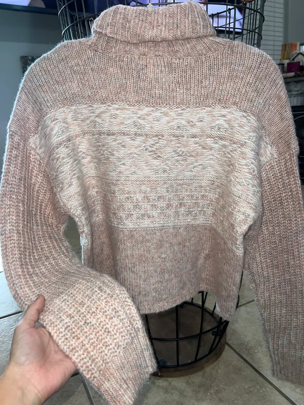 American Eagle Sweater - Image 5