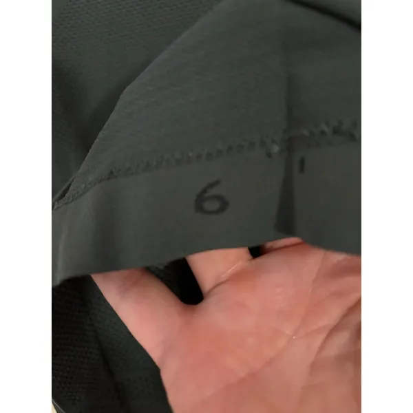 Lululemon Swiftly Tech Long Sleeve 2.0 Dark Green Shirt Size 6 Thumbholes - Image 2