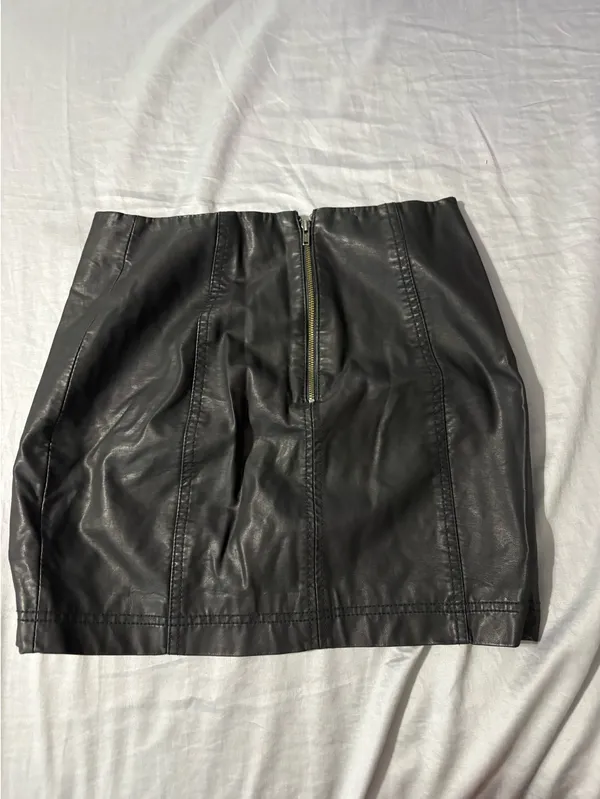 Free people black leather skirt - Image 3