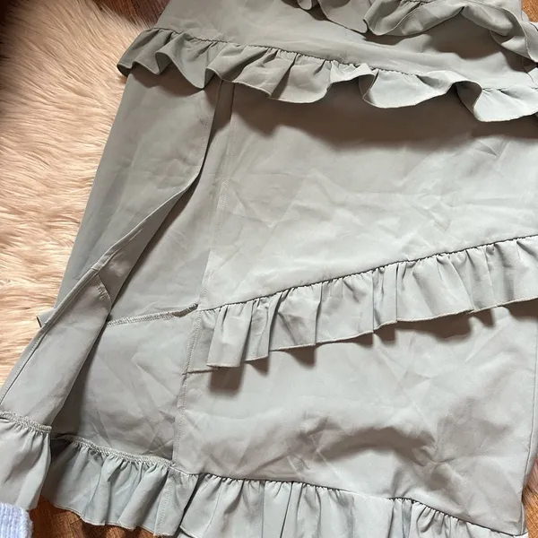 SHOW ME YOUR MUMU Greta Dress In Silver Sage - Image 5