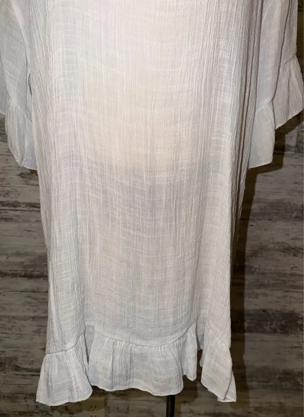 Boutique White Swimsuit Cover-Up - Image 3