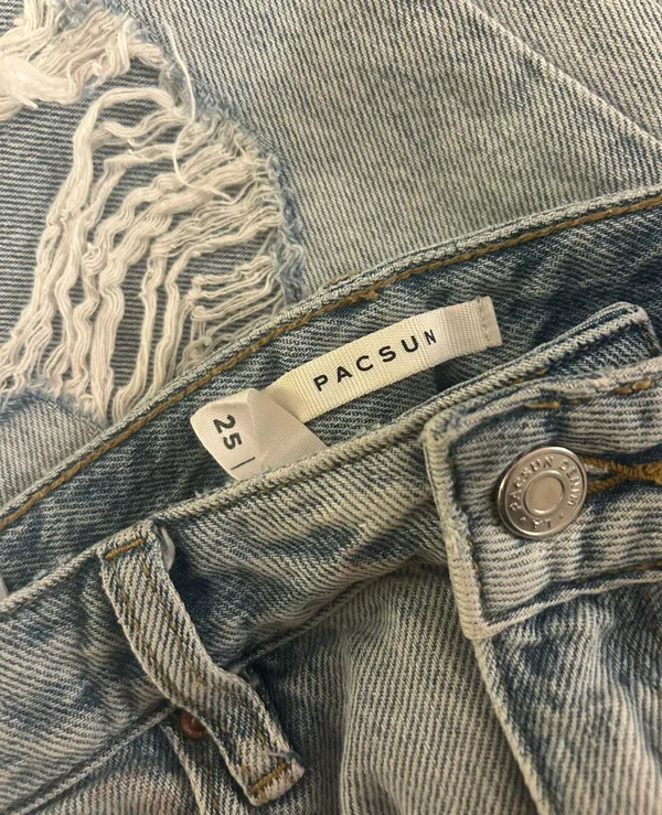 PacSun Highwaisted Jeans - Image 3