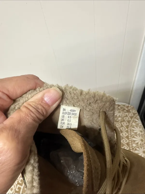 Skechers Tan Suede (Leather)Lace-Up Ankle Boots with Shearling Trim - Image 7