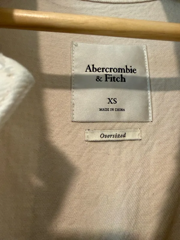 Abercrombie Oversized light pink denim jacket - Image 2