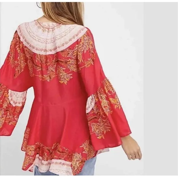 Free People Sunset Dreams printed flare sleeve blouse sz Small red‎ - Image 5