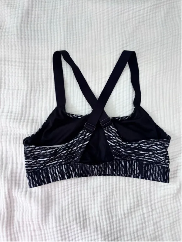 Women's Under Armour Sports Bra XL Black White Crossback Adjustable Straps - Image 2